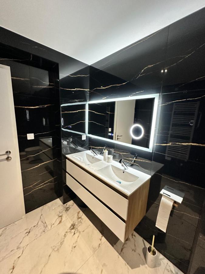 Appartement Cosy Jacuzzi Spa 70M2 ชาเตอนัวส์ ภายนอก รูปภาพ