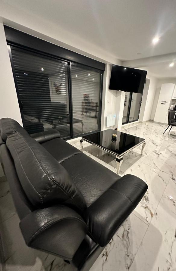 Appartement Cosy Jacuzzi Spa 70M2 ชาเตอนัวส์ ภายนอก รูปภาพ